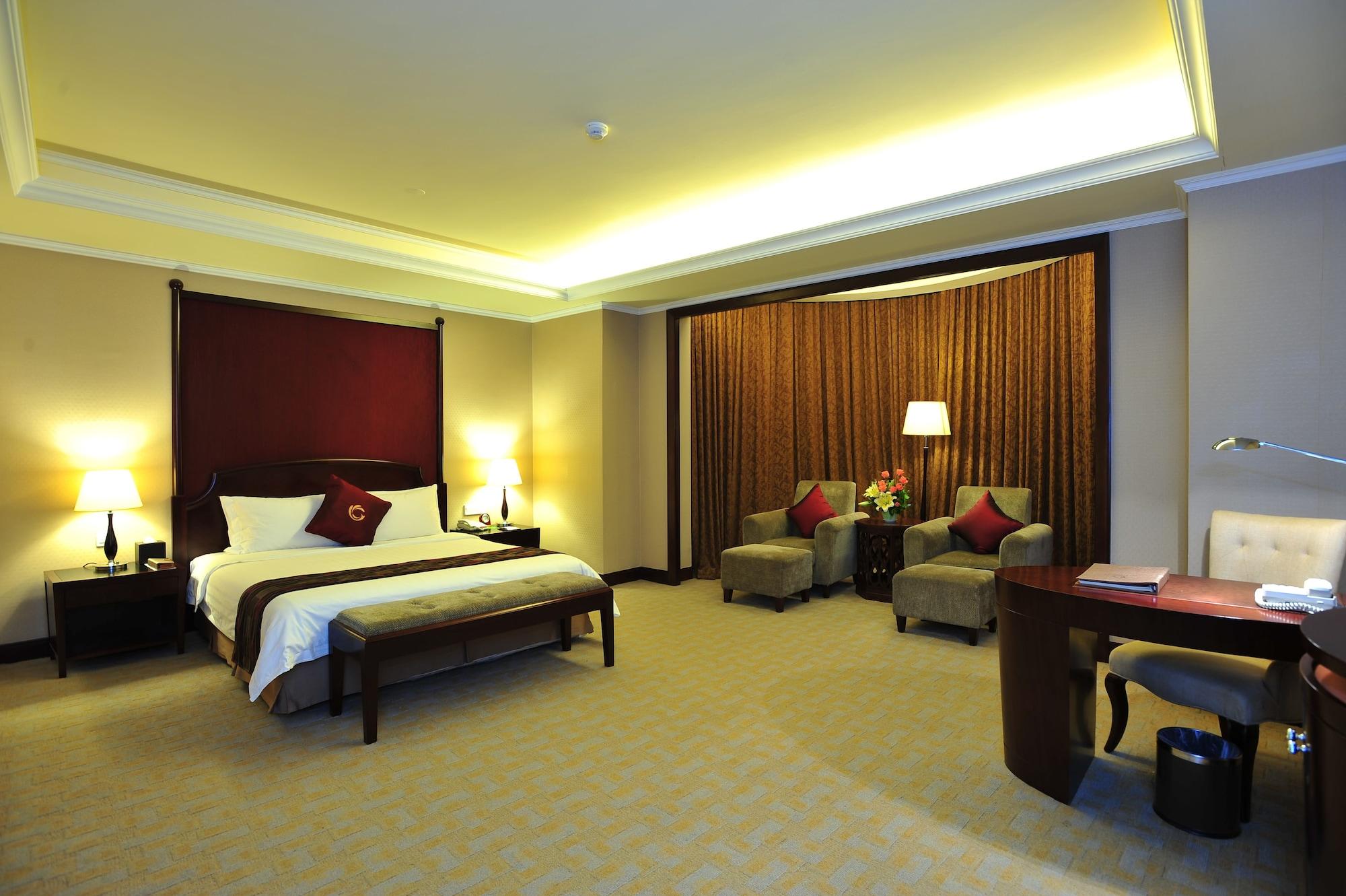 The Royal Marina Plaza Hotel Гуанджоу Екстериор снимка