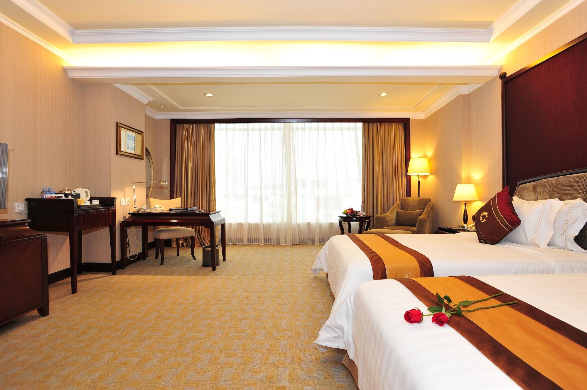 The Royal Marina Plaza Hotel Гуанджоу Екстериор снимка