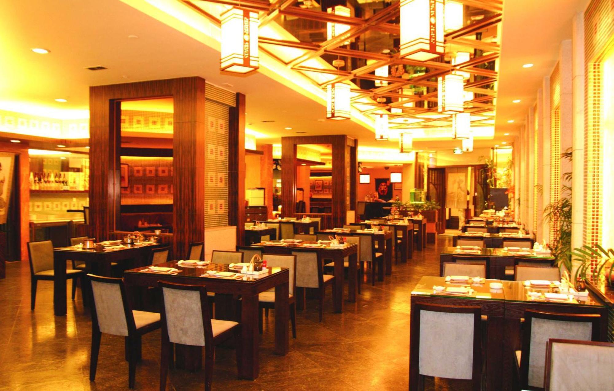 The Royal Marina Plaza Hotel Гуанджоу Ресторант снимка