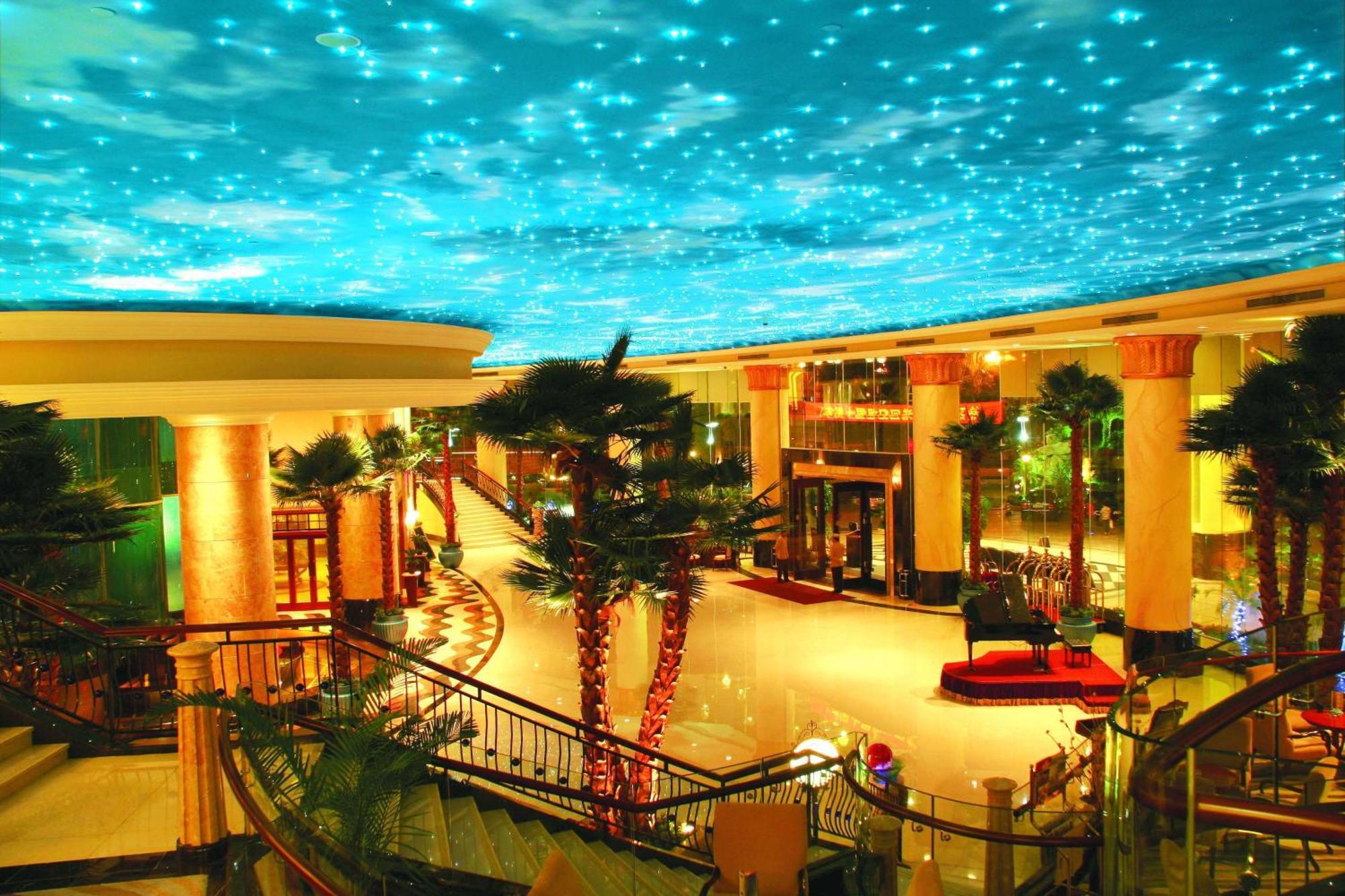 The Royal Marina Plaza Hotel Гуанджоу Интериор снимка