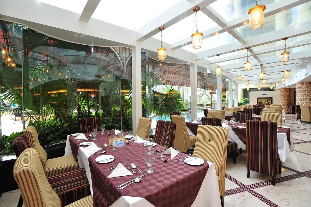 The Royal Marina Plaza Hotel Гуанджоу Екстериор снимка