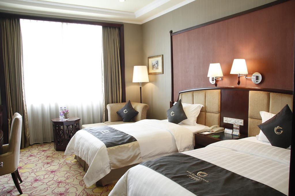 The Royal Marina Plaza Hotel Гуанджоу Екстериор снимка