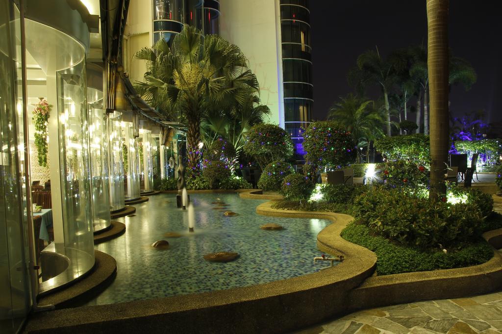 The Royal Marina Plaza Hotel Гуанджоу Екстериор снимка