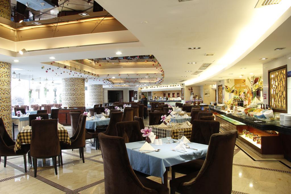 The Royal Marina Plaza Hotel Гуанджоу Екстериор снимка